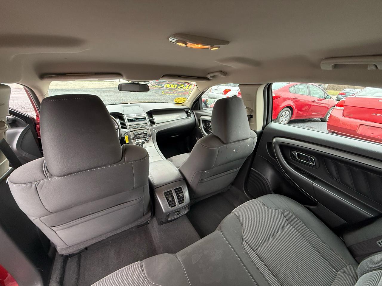 Ford Taurus SEL FWD 2011