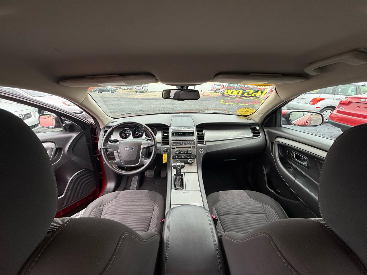 Ford Taurus SEL FWD 2011