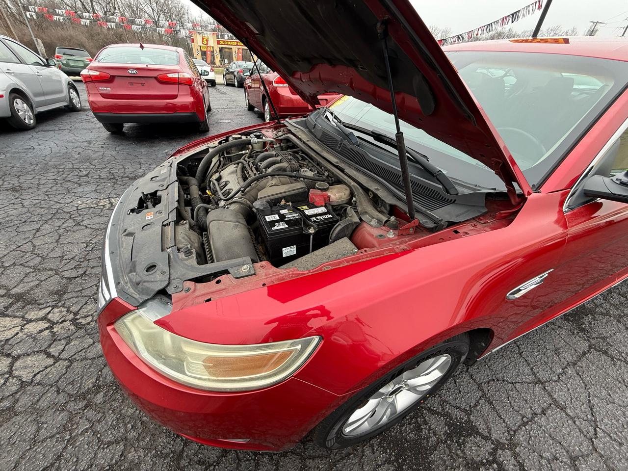 Ford Taurus SEL FWD 2011