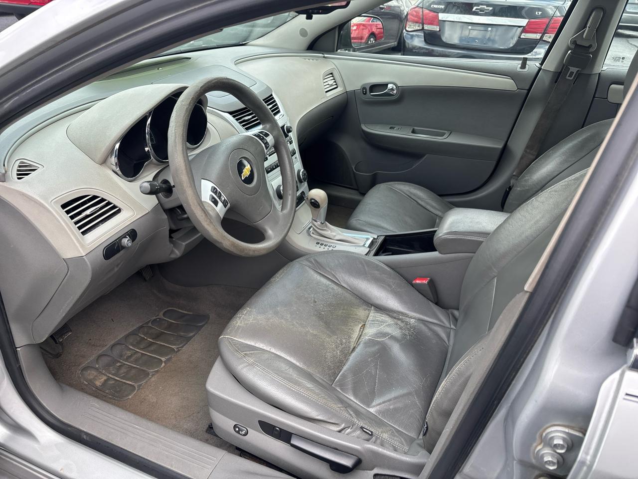 Chevrolet Malibu LS 2011