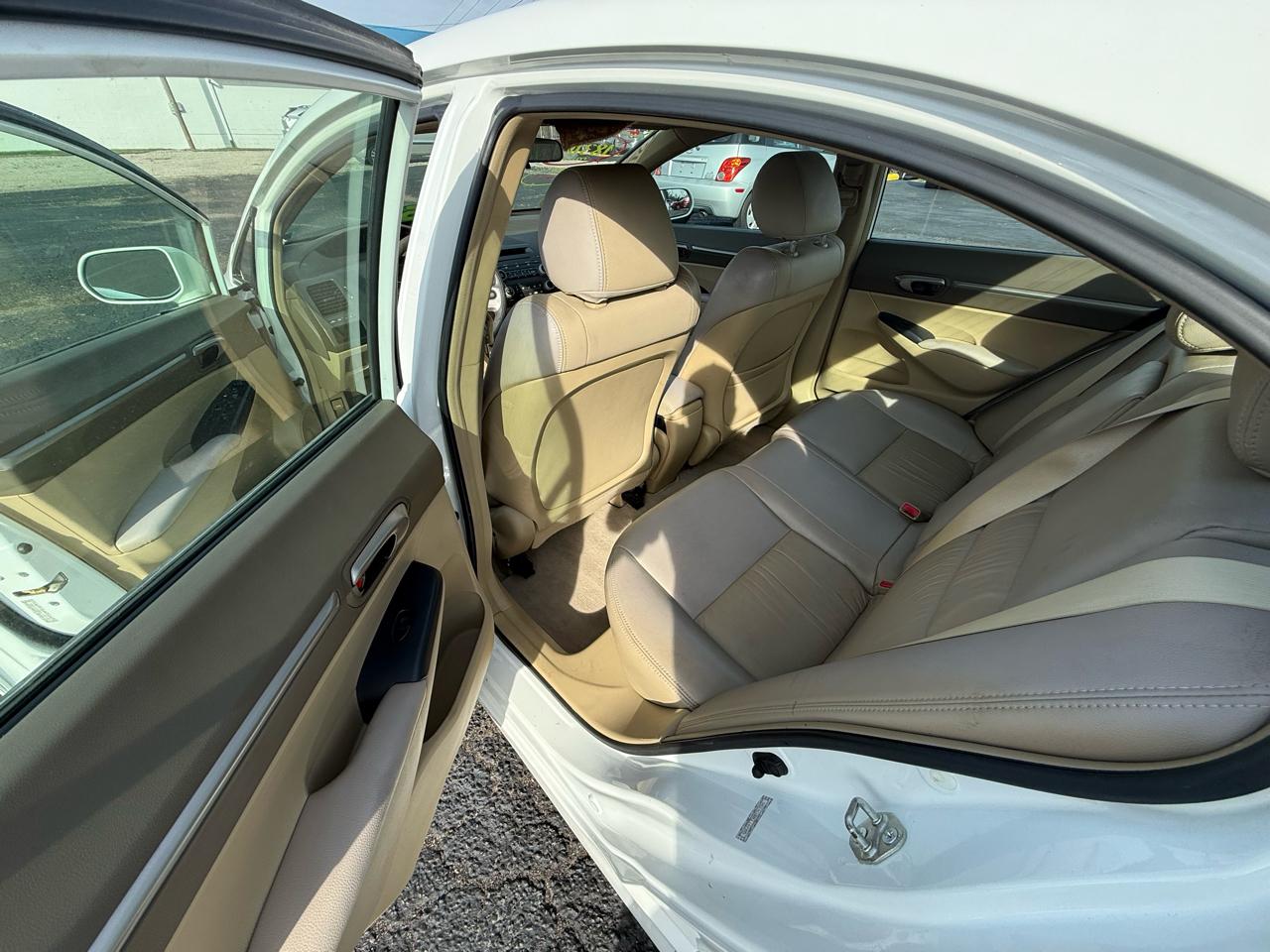 Honda Civic EX Sedan AT with Navigation 2006