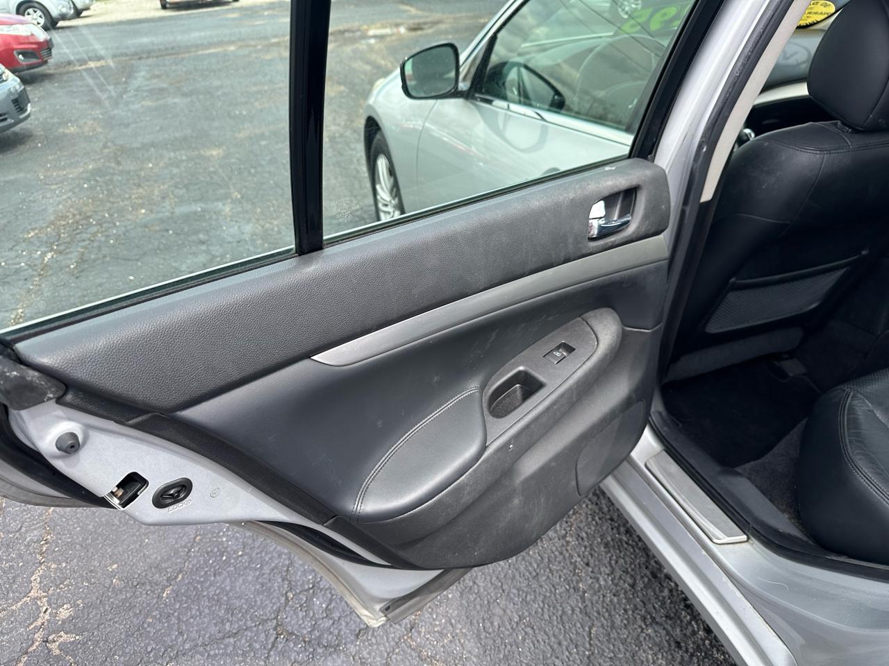 Infiniti G Sedan 37x AWD 2012