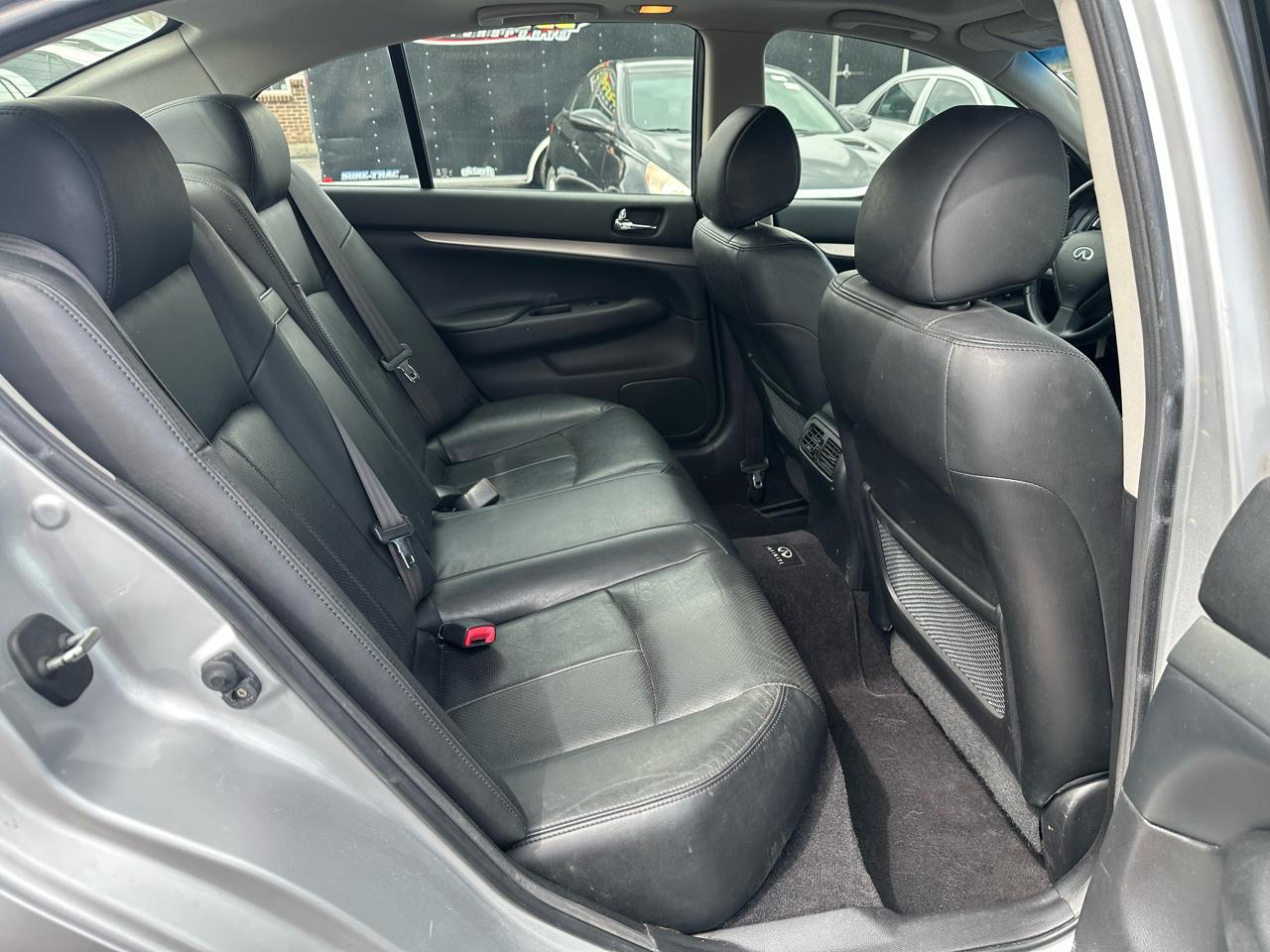 Infiniti G Sedan 37x AWD 2012
