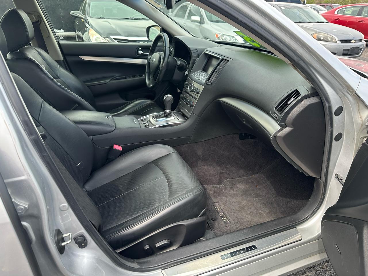 Infiniti G Sedan 37x AWD 2012