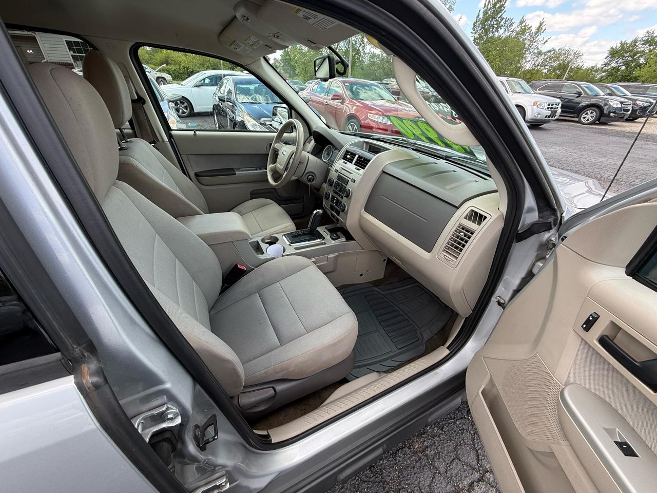 Ford Escape Hybrid Limited FWD 2010