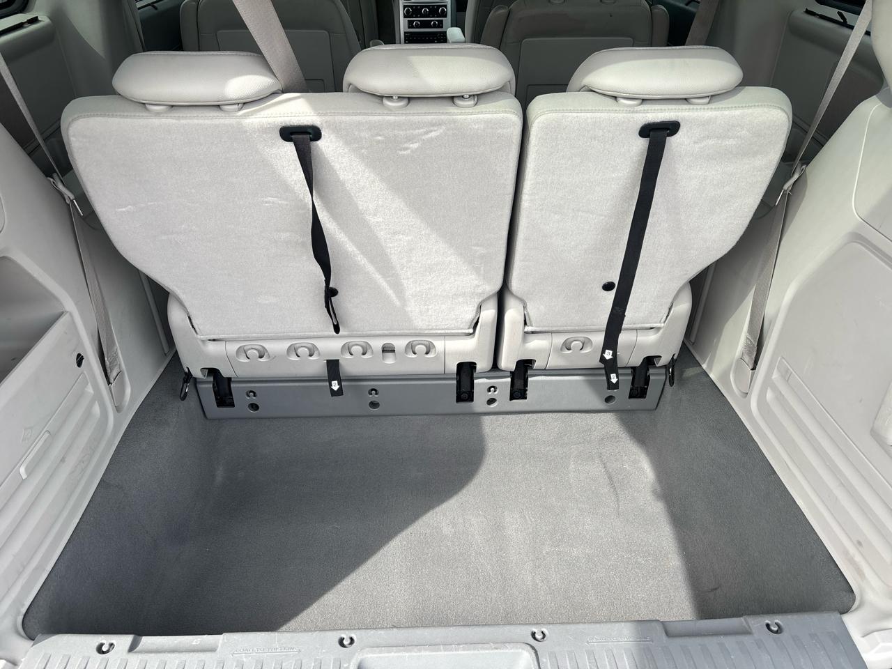 Chrysler Town & Country Touring 2009