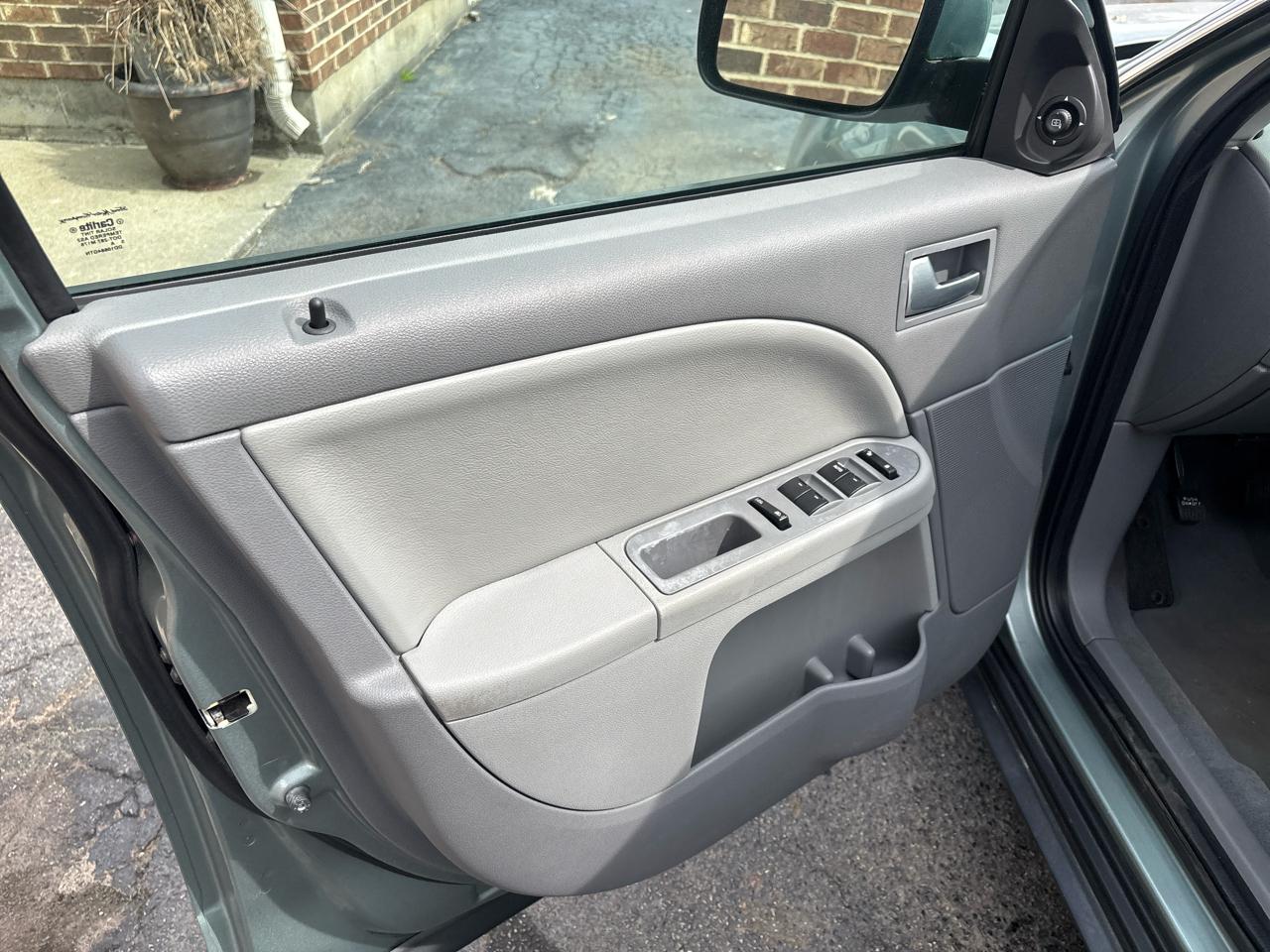 Ford Five Hundred SEL 2005