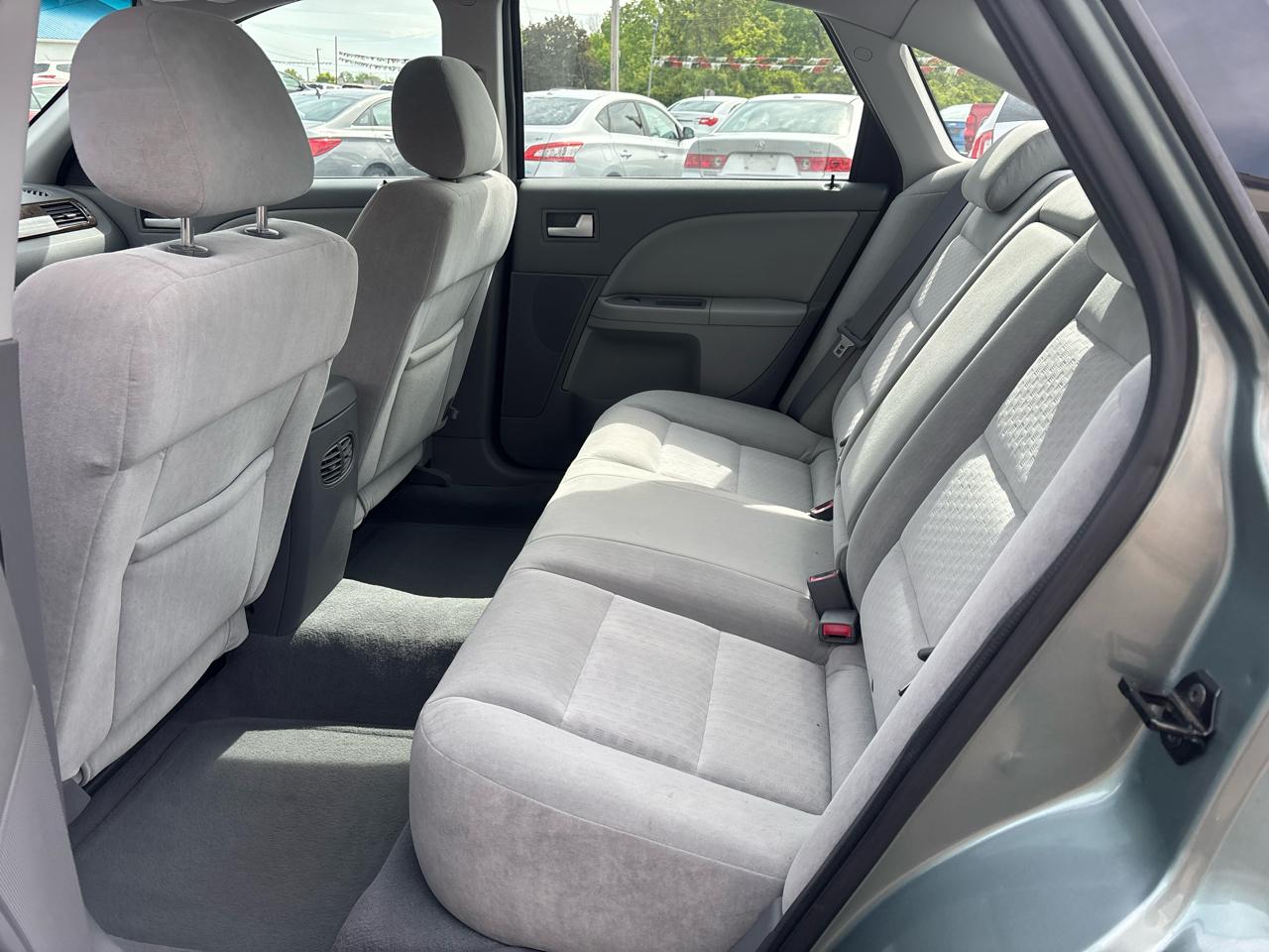 Ford Five Hundred SEL 2005
