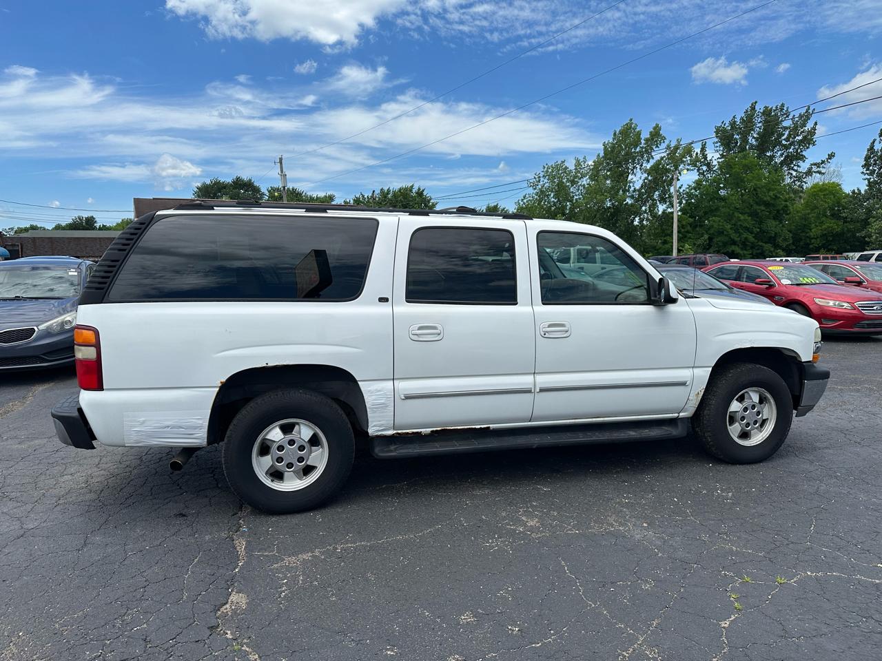 Chevrolet Suburban 1500 4WD 2002