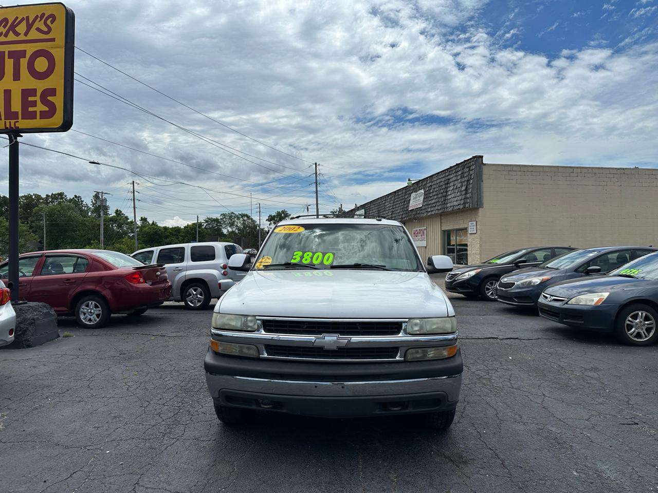 Chevrolet Suburban 1500 4WD 2002