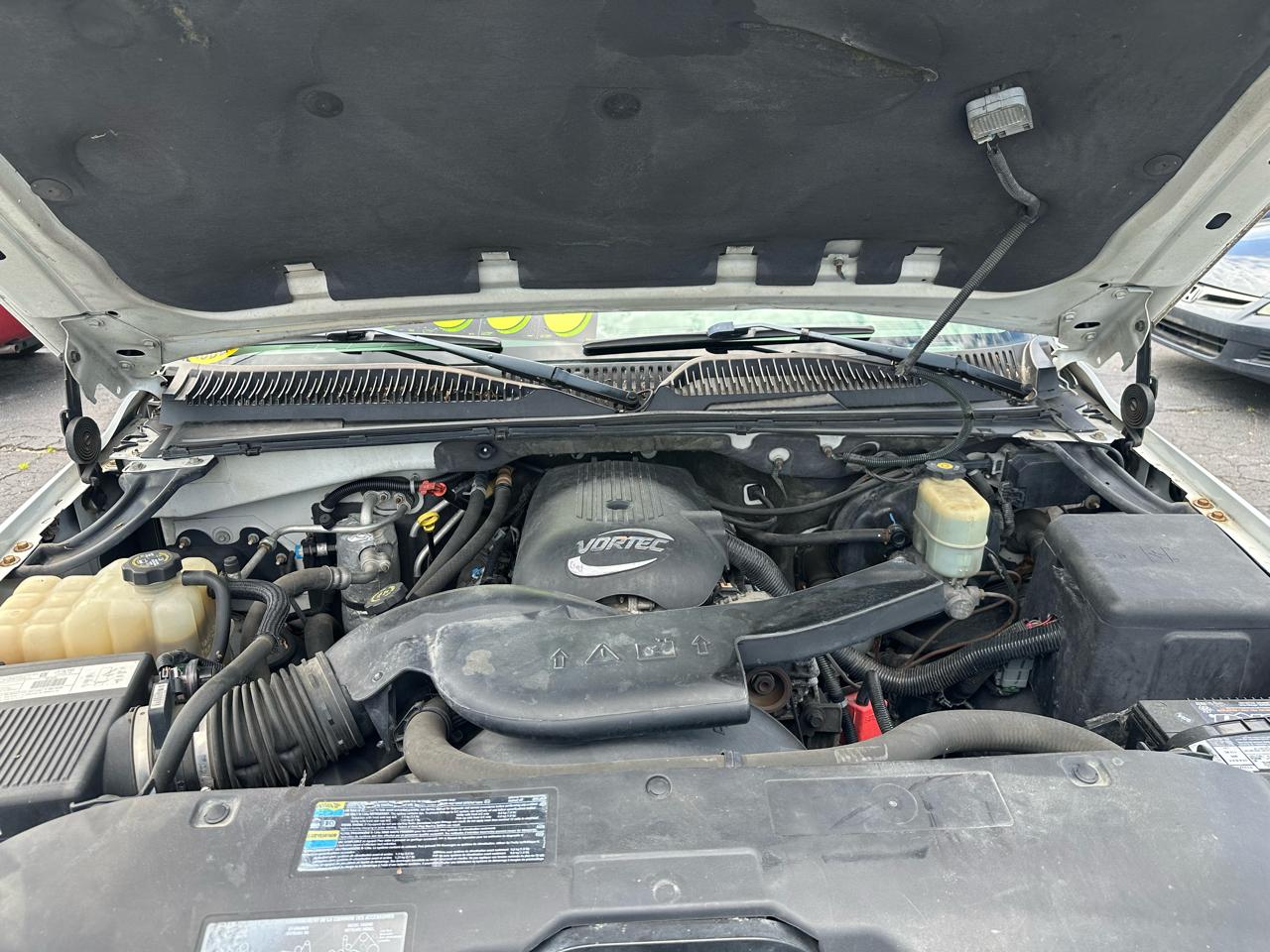 Chevrolet Suburban 1500 4WD 2002
