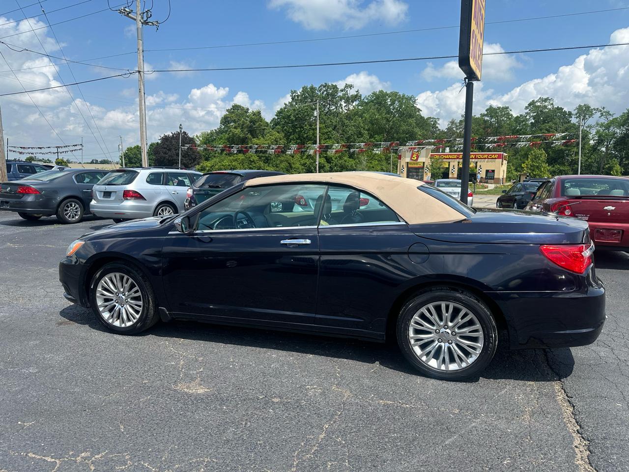 Chrysler 200 Limited Convertible 2011