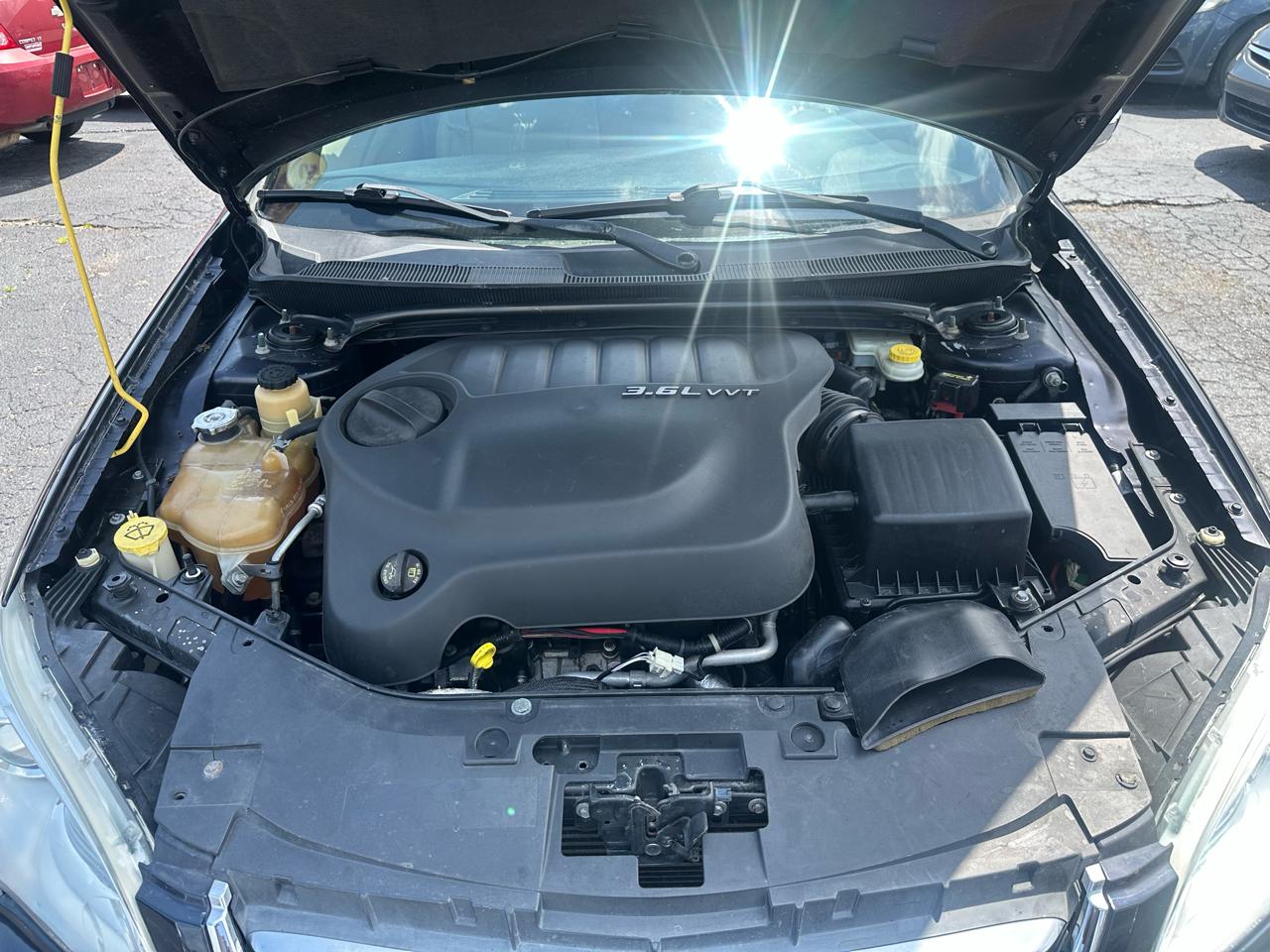 Chrysler 200 Limited Convertible 2011