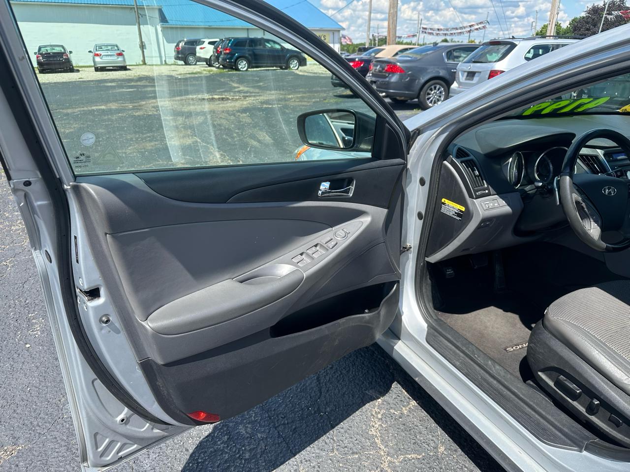 Hyundai Sonata Limited 4D Sedan 2.0 Turbo 2011