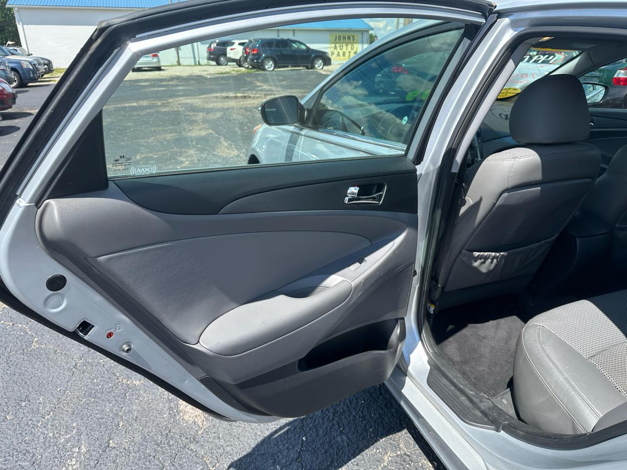 Hyundai Sonata Limited 4D Sedan 2.0 Turbo 2011