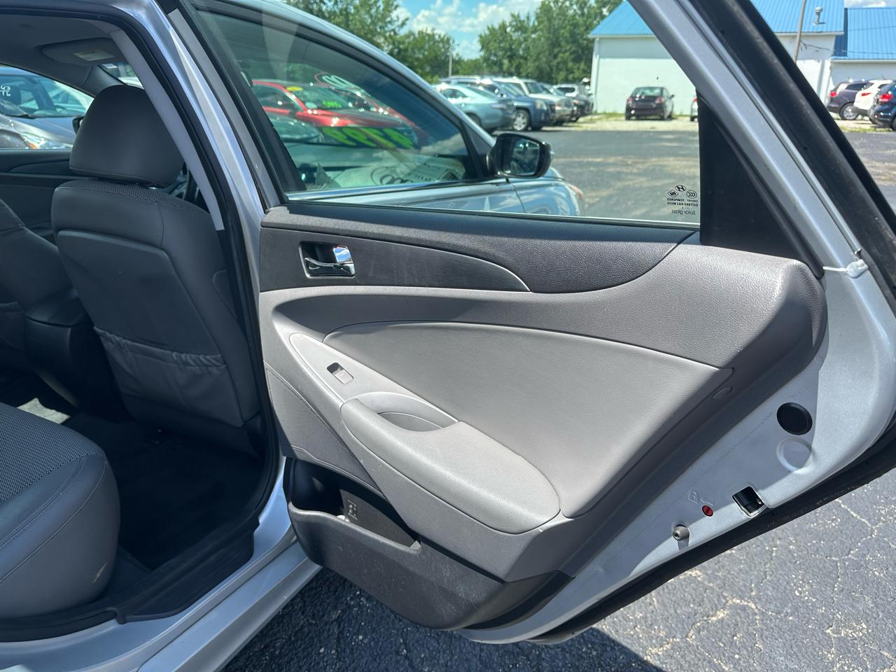Hyundai Sonata Limited 4D Sedan 2.0 Turbo 2011