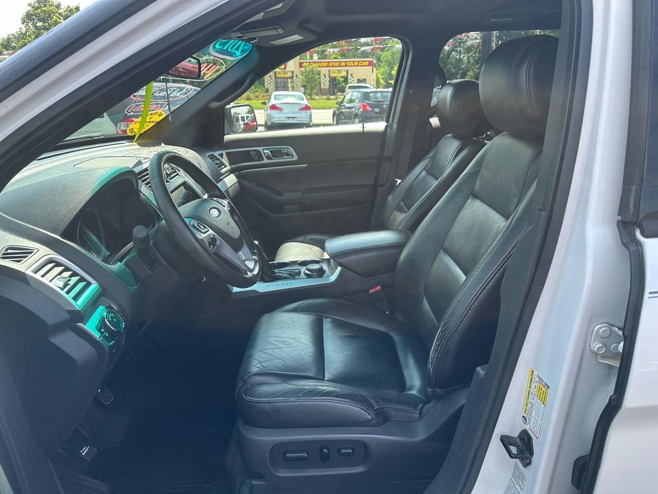 Ford Explorer XLT 4WD 2013