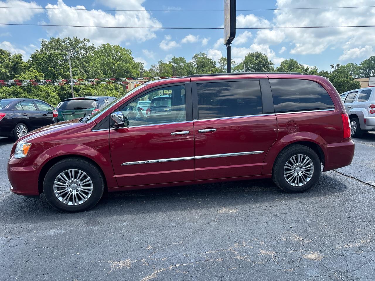 Chrysler Town & Country Touring-L 2014