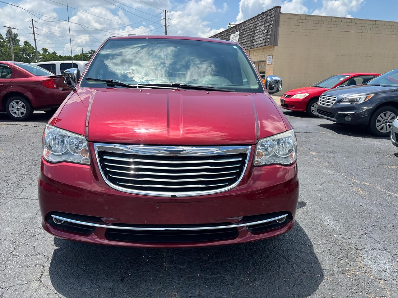 Chrysler Town & Country Touring-L 2014