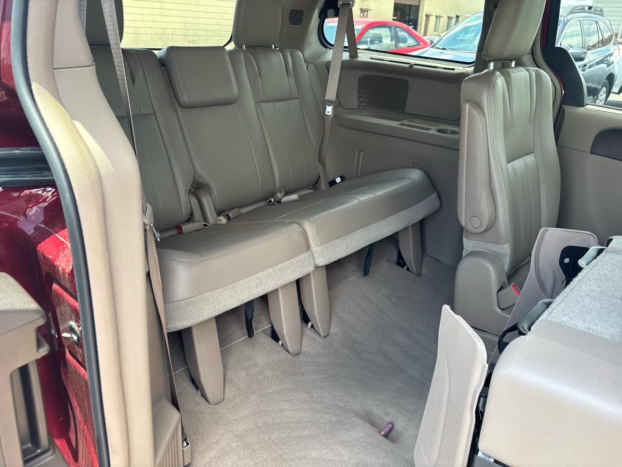 Chrysler Town & Country Touring-L 2014