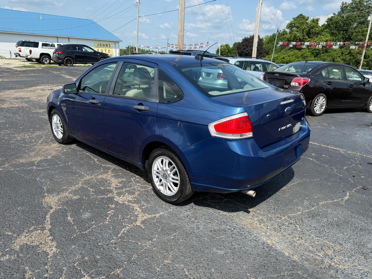 Ford Focus SE Sedan 2008