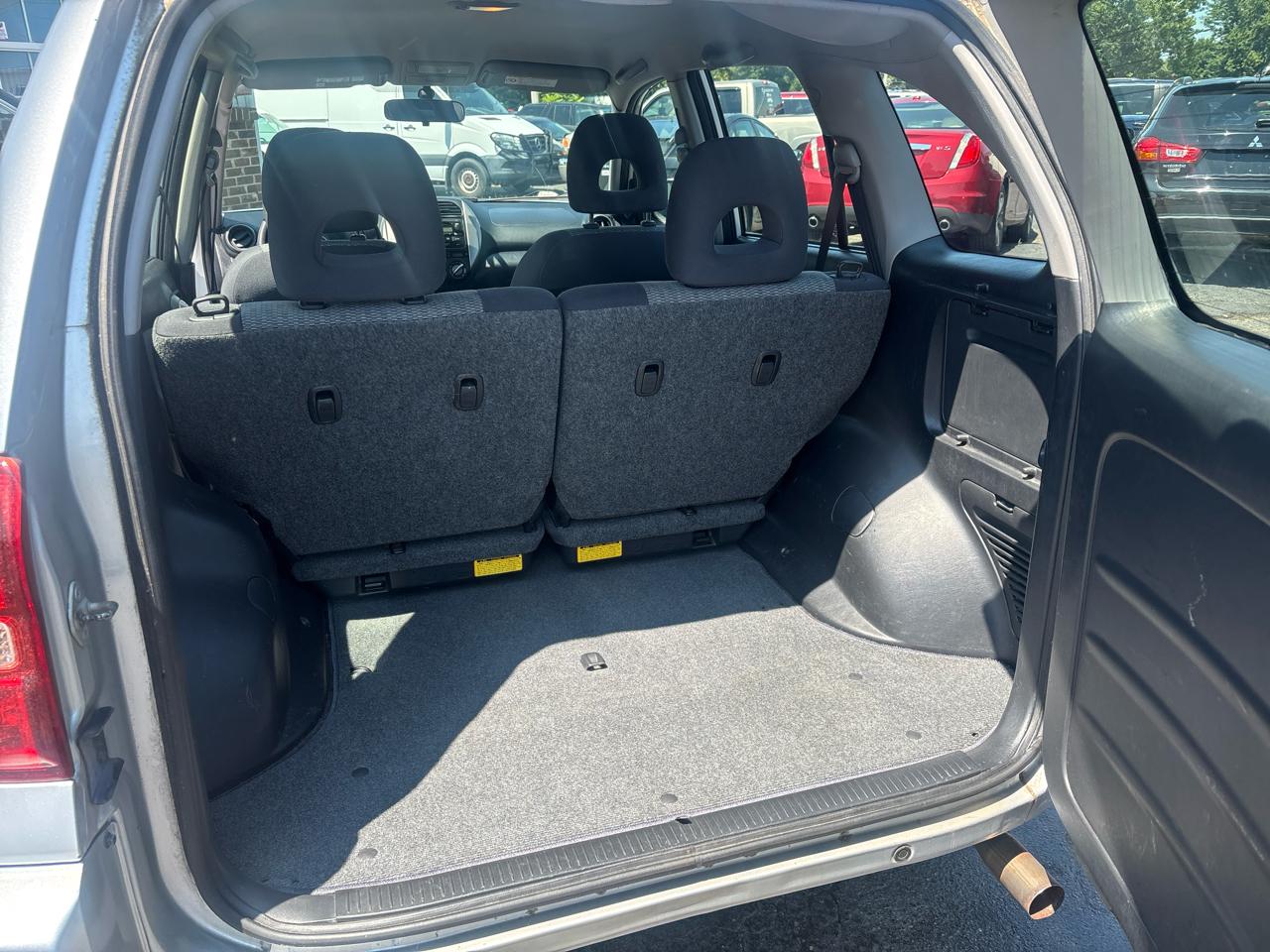 Toyota RAV4 2WD 2005