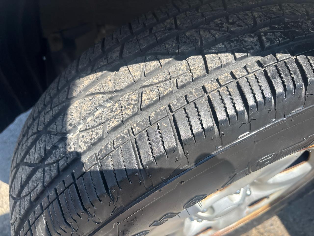 Toyota RAV4 2WD 2005