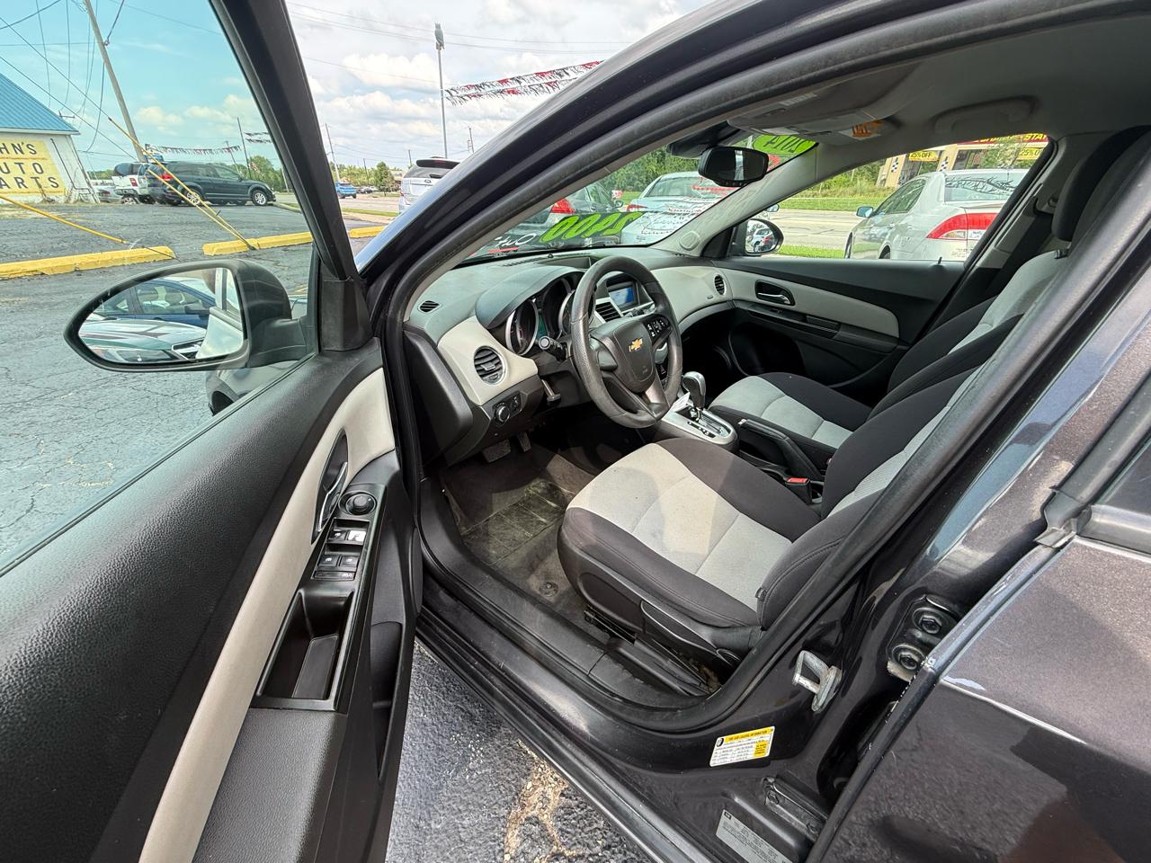Chevrolet Cruze LS Auto 2014