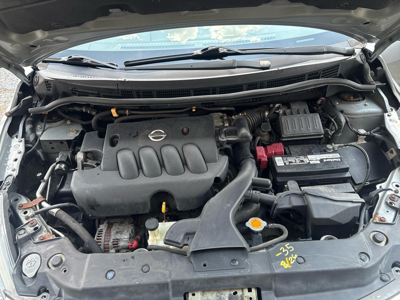 Nissan Versa 1.8 SL Hatchback 2011