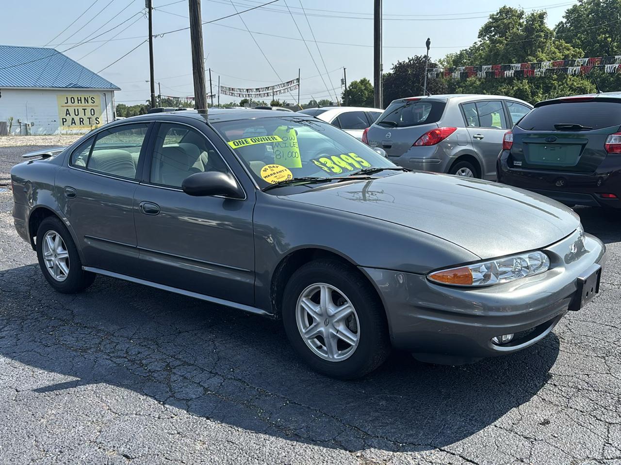 Oldsmobile Alero GL1 Sedan 2004