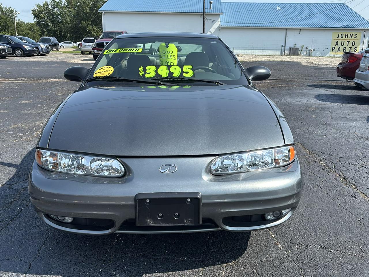 Oldsmobile Alero GL1 Sedan 2004