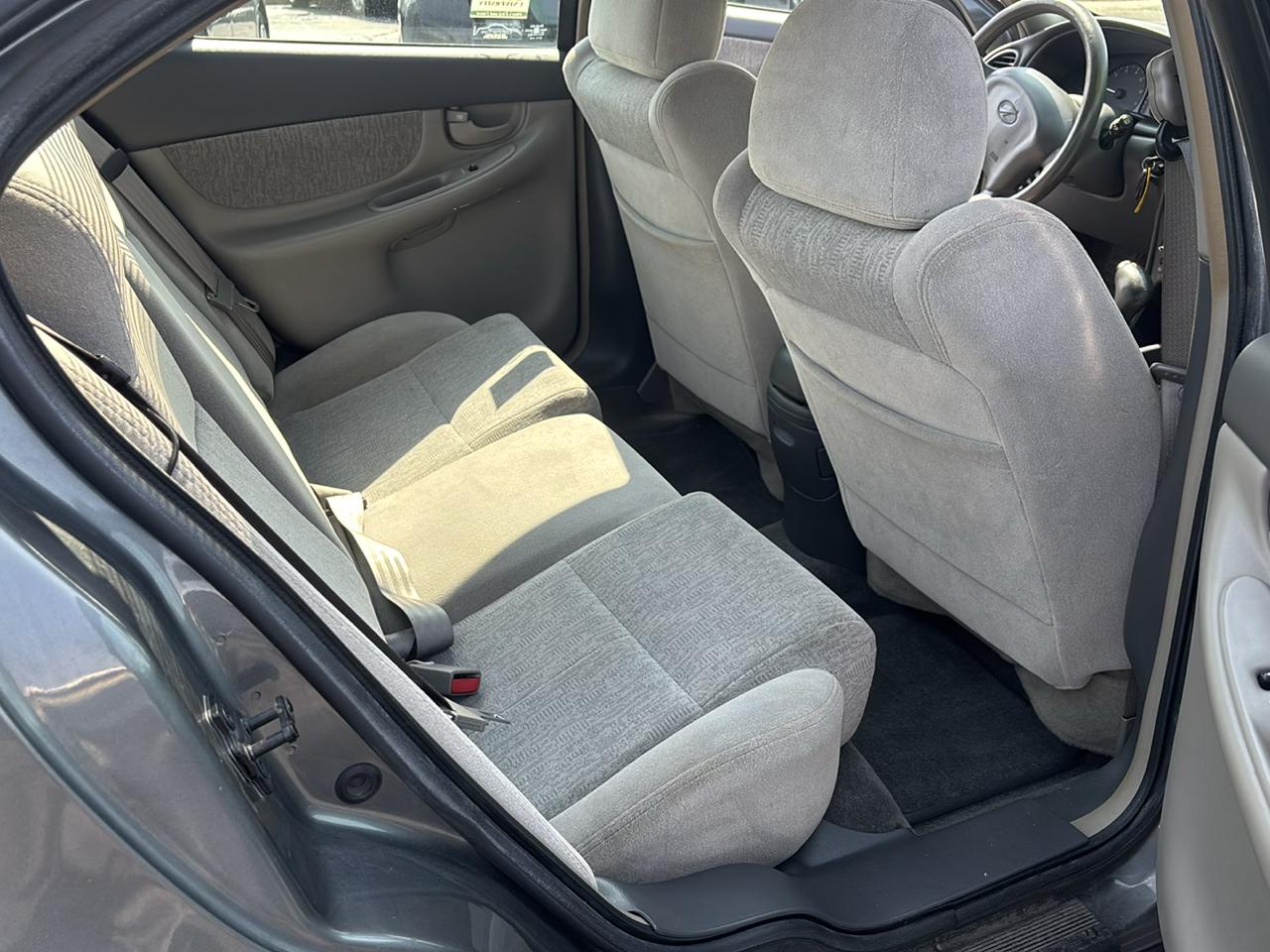 Oldsmobile Alero GL1 Sedan 2004