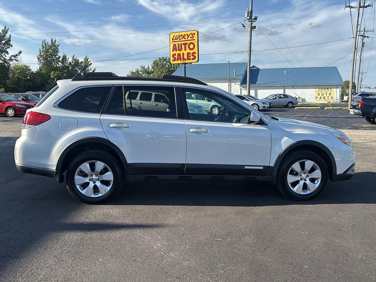 Subaru Outback 2.5i Limited 2010