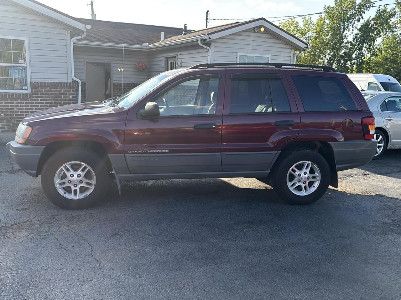 Jeep Grand Cherokee Laredo 4WD 2002