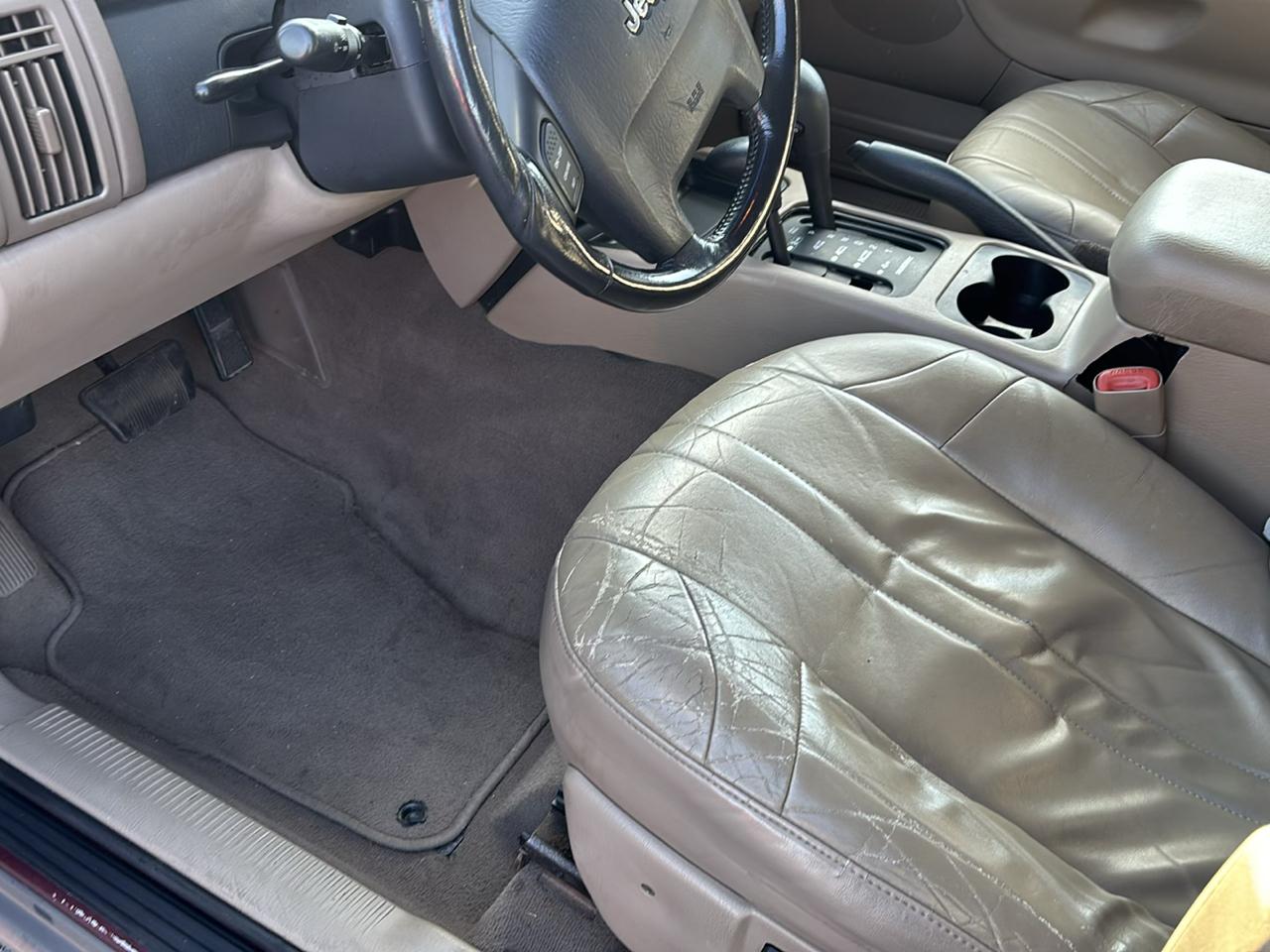 Jeep Grand Cherokee Laredo 4WD 2002