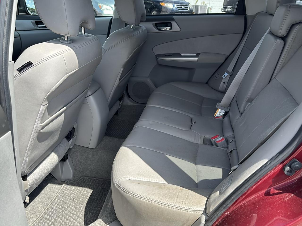 Subaru Forester 2.5X Limited 2010