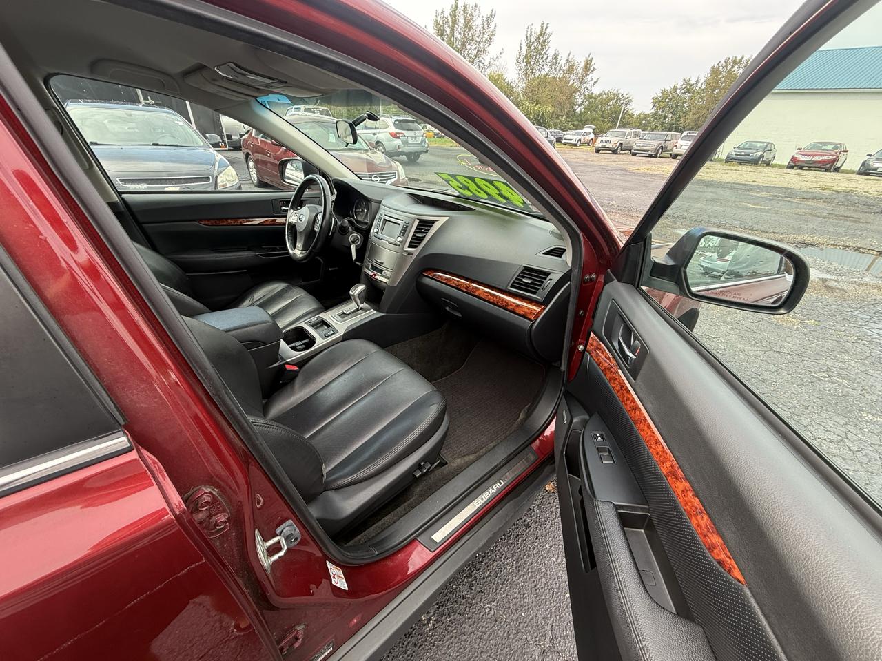 Subaru Outback 2.5i Limited 2012