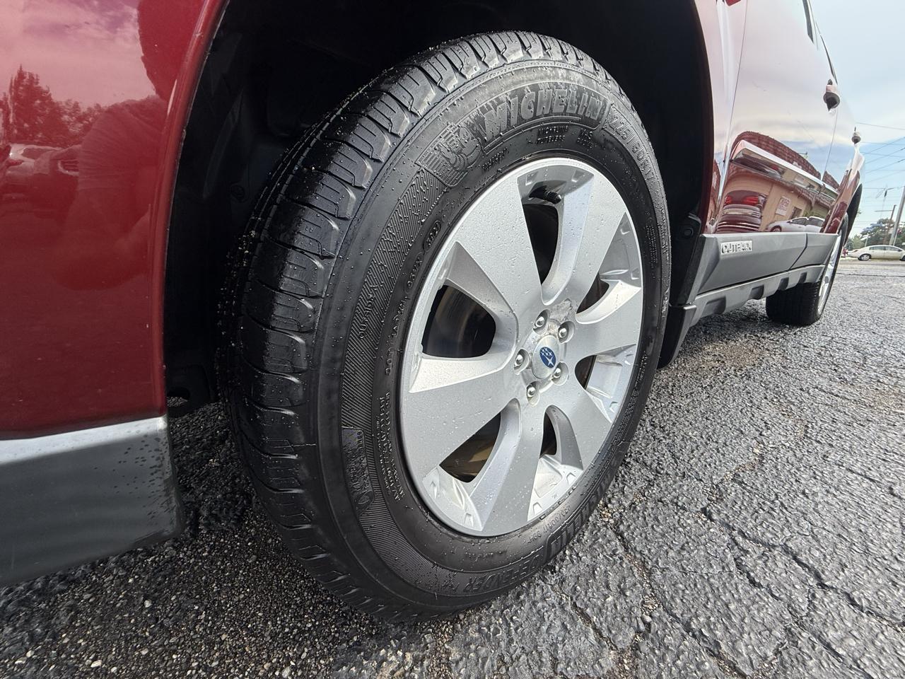 Subaru Outback 2.5i Limited 2012