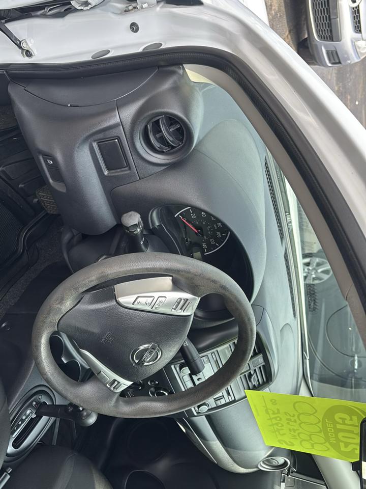 Nissan Versa 1.6 S 5M 2015