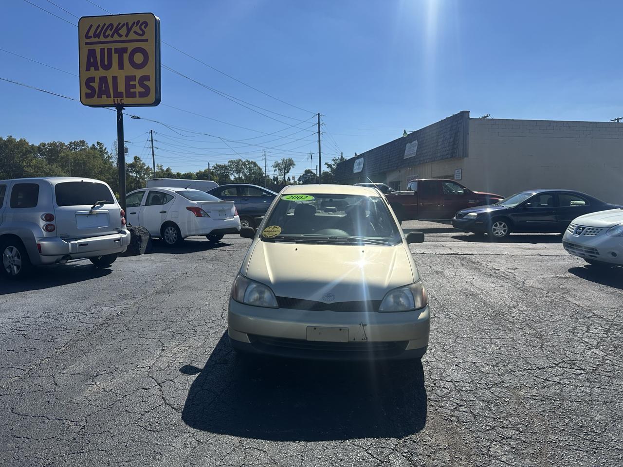 Toyota Echo photo 9