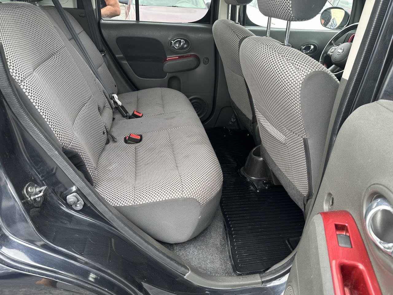 Nissan Cube 1.8 2011