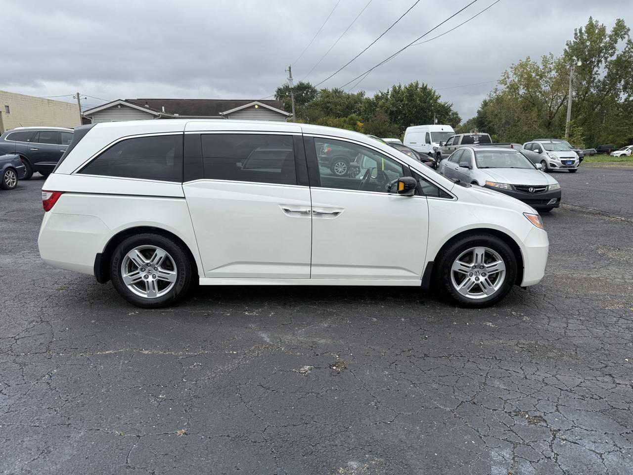 Honda Odyssey Touring 2013