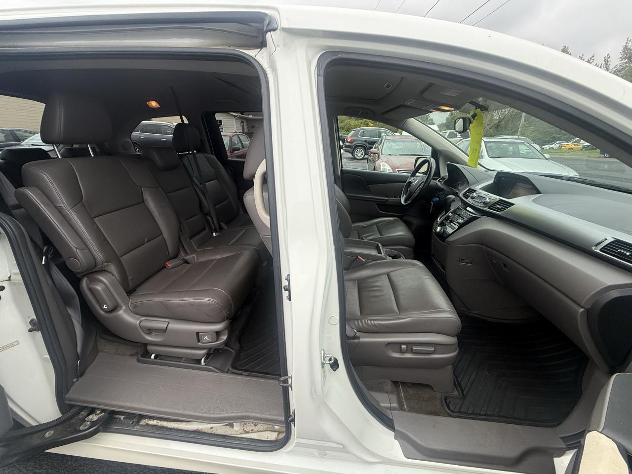 Honda Odyssey Touring 2013