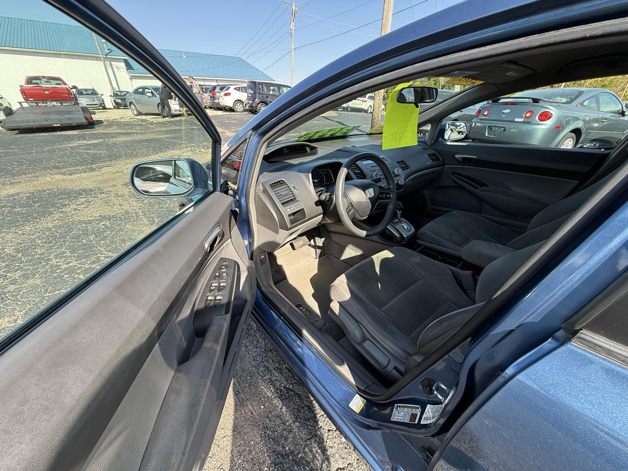 Honda Civic 4-Door Sedan 2008