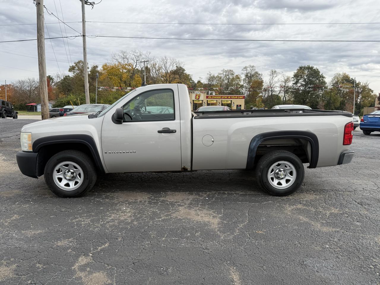 Chevrolet Silverado 1500 Reg. Cab Long Bed 2WD 2008