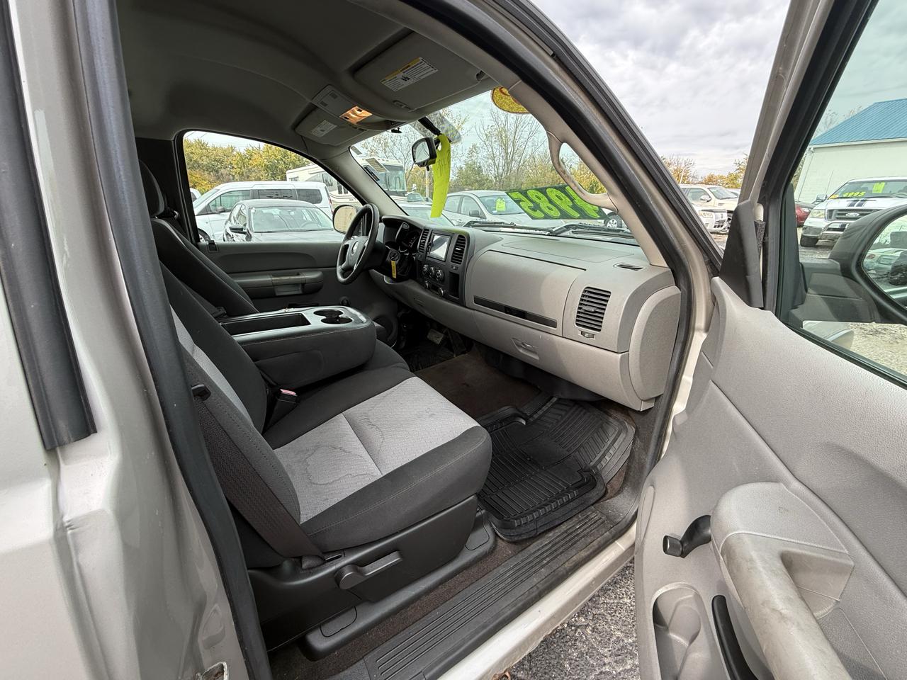 Chevrolet Silverado 1500 Reg. Cab Long Bed 2WD 2008