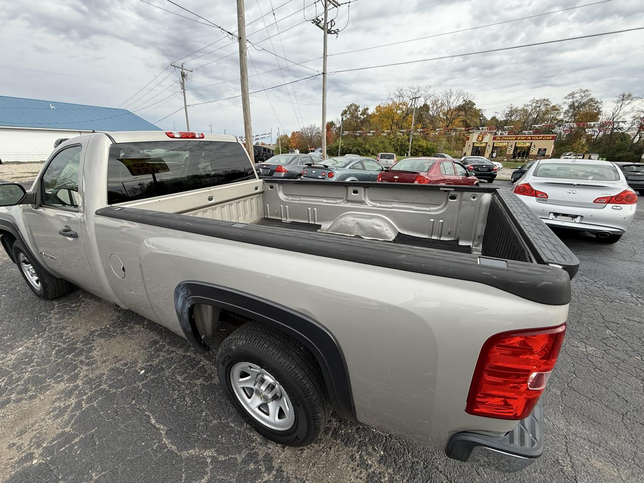 Chevrolet Silverado 1500 Reg. Cab Long Bed 2WD 2008