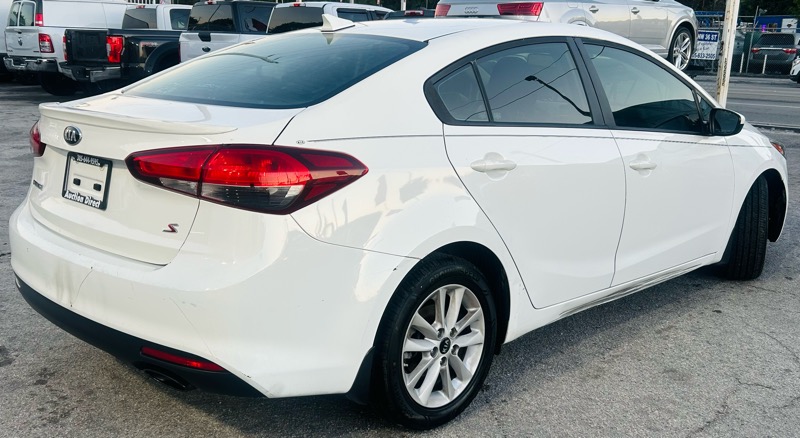 Kia Forte S 4D Sedan 2017