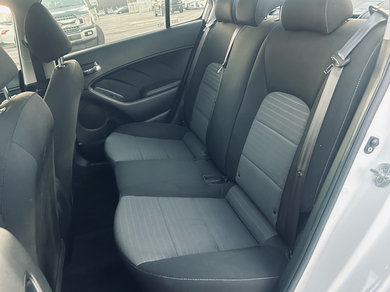 Kia Forte S 4D Sedan 2017