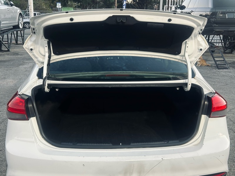 Kia Forte S 4D Sedan 2017